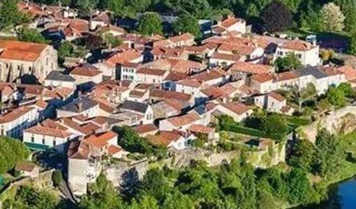 潍坊回乡建别墅为什么一定要选专业乡墅公司